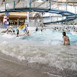 酒店 Wonnemar Resort-hotel Wißmar